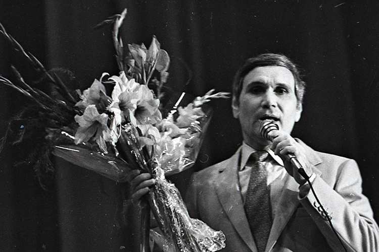 К сожалению, за прошедшие годы из жизни ушли выдающиеся представители культуры и искусства. Среди них — великий Ильгам Шакиров, легенда татарской сцены, чье имя навсегда останется в сердцах поклонниковФото: Владимир Зотов