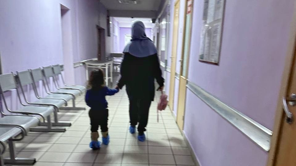 Исповедь врача: Почти каждую смену поступают приезжие без гражданства РФ, без полиса ОМС