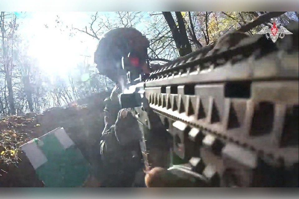    Штурмовики ВДВ отрабатывают навыки по взятию опорников. Фото: Минобороны РФ