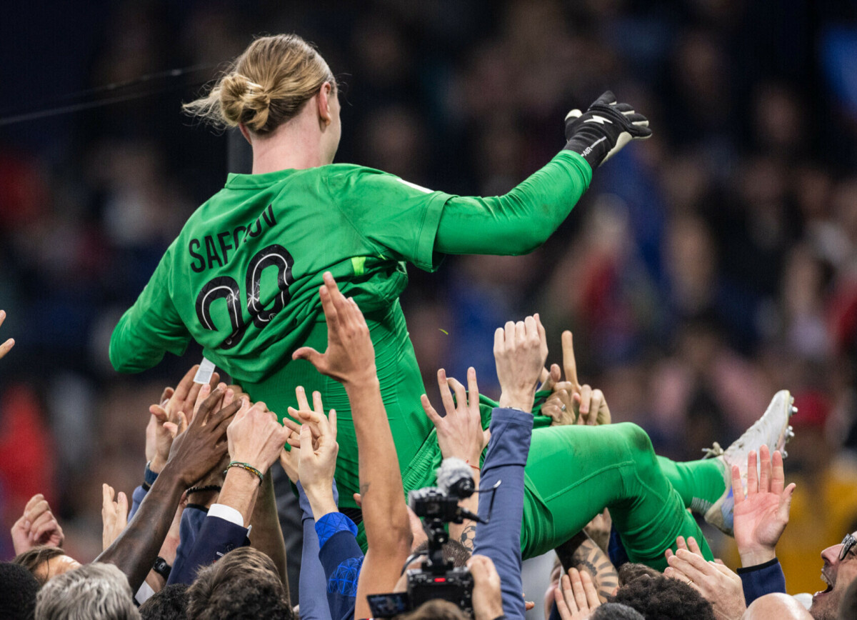     Во Франции о Сафонове в финале Межконтинентального кубка: он всерьёз заявил о себе в борьбе за место № 1