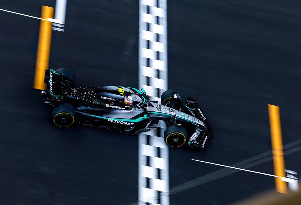    Скандал вокруг Mercedes: FIA созывает экстренную встречу с мотористами Ф1 LAT Images / Mercedes