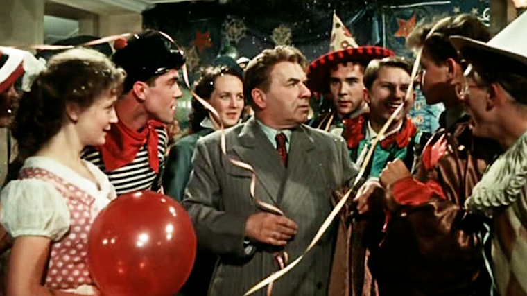    Фото: Кадр из х/ф «Карнавальная ночь», реж.: Эльдар Рязанов, 1956г