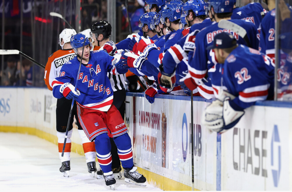 Артемий Панарин оформил дубль в матче с "Филадельфией". Фото: НХЛ