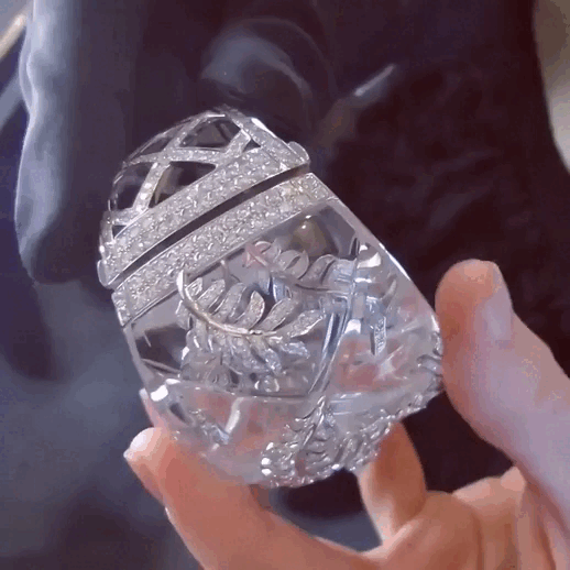 Бриллианты, горный хрусталь
