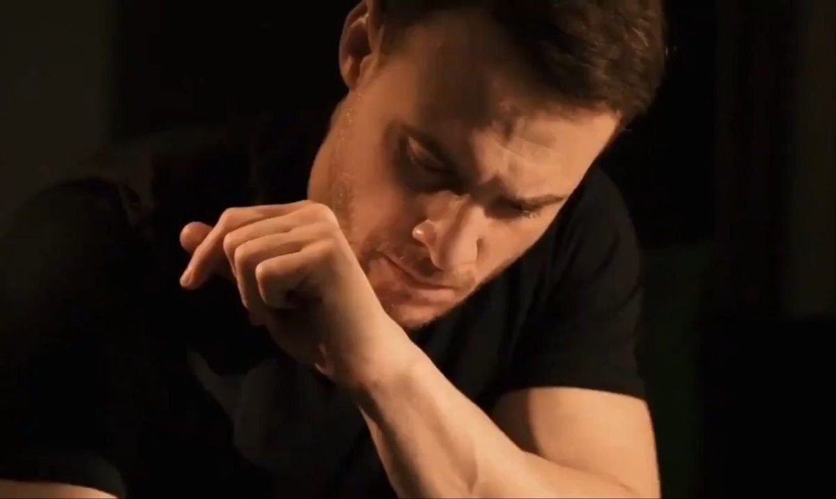 Источник телеграм-канал Керем Бюрсин || Сердцебиение 