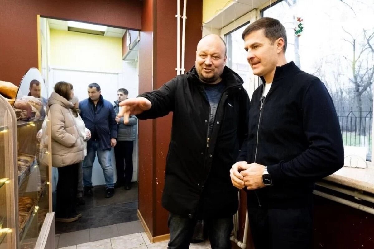    Экс-мэр Ярославля заехал в пекарню для президента