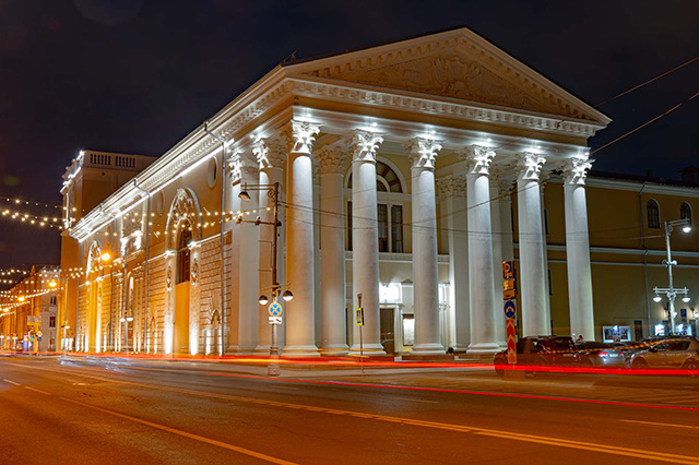 Елки! В Твери на восемь дней перекроют Театральную площадь