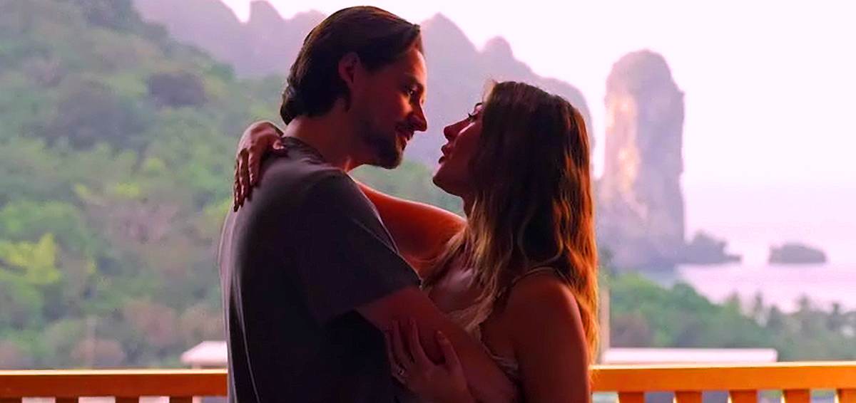 Грэг и Кессили  перед выходом в море. Скриншот