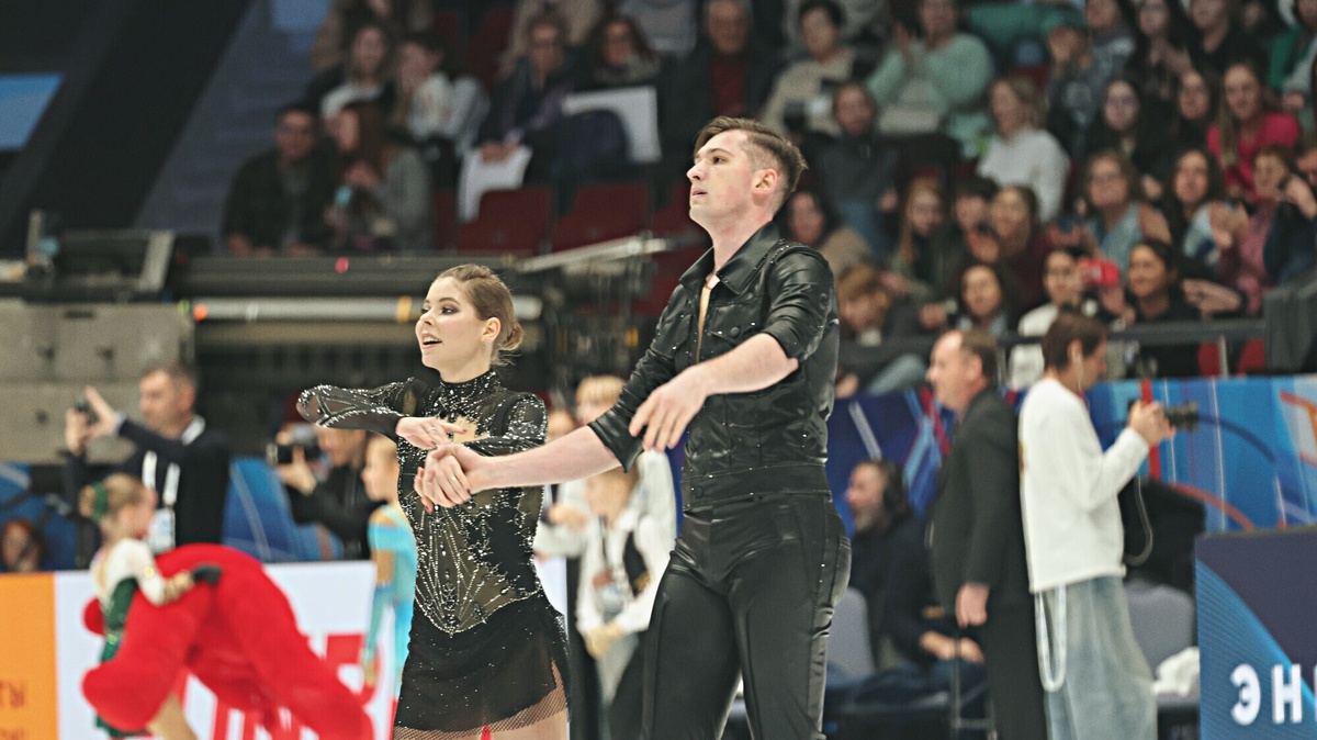 Анастасия Мишина и Александр Галлямов