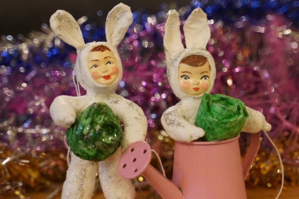    Винтажные ёлочные игрушки пользуются спросом. Светлана МАКОВЕЕВА