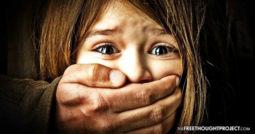 Я буду жить в семье насильника? – Ужаснулась девочка, узнав, кто её усыновитель…