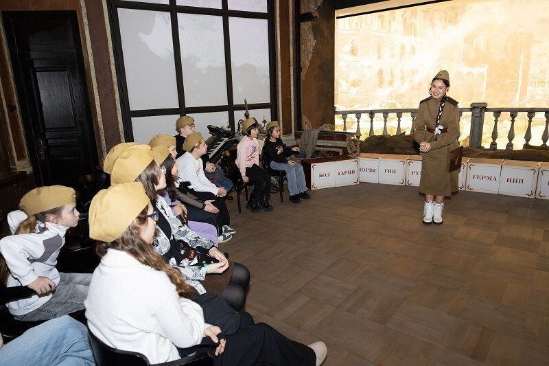    Благотворительная Елка Победы собрала в Музее Победы около 500 детей