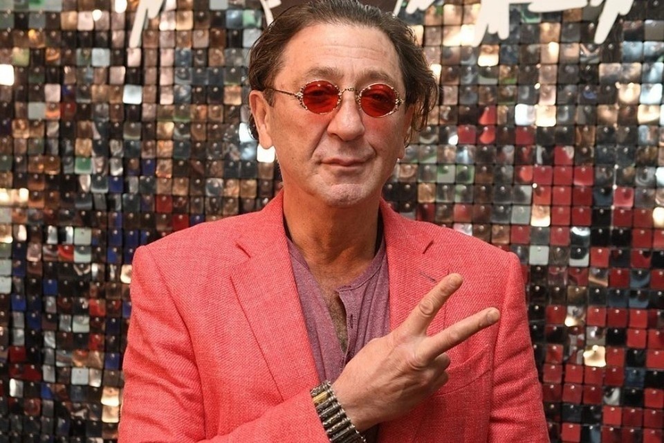    Лепс просит за выступления на новогодних вечеринках от 9 до 15 млн рублей Михаил ФРОЛОВ