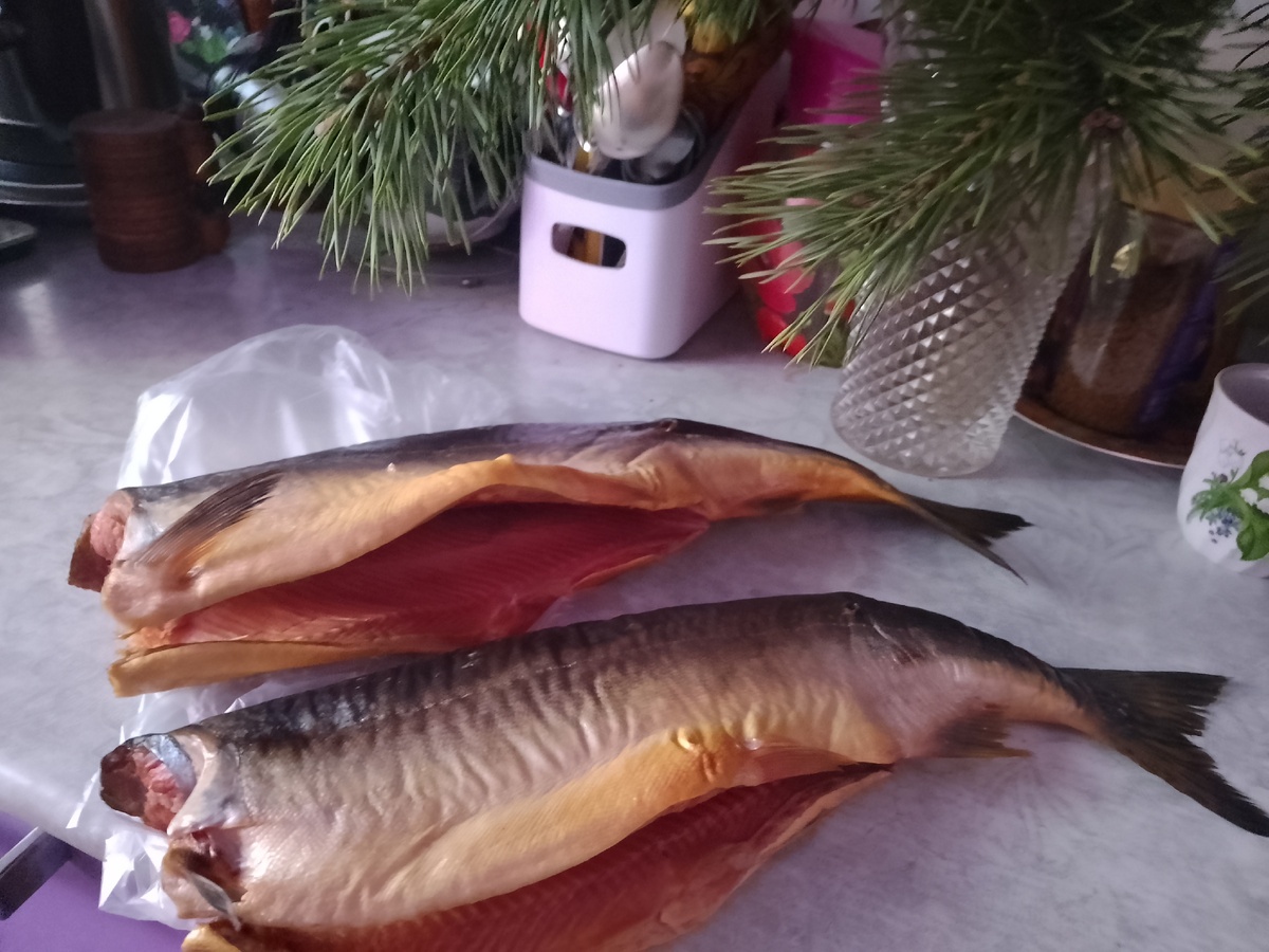 Фото автора, купила рыбку на Новый год