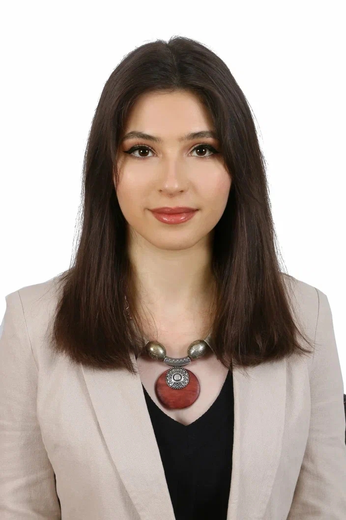 Полина Галстян