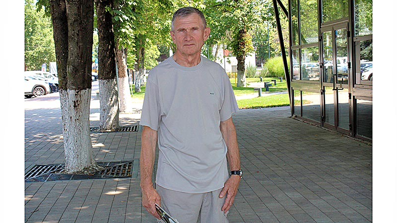    Дан приказ ему – на БАМ!