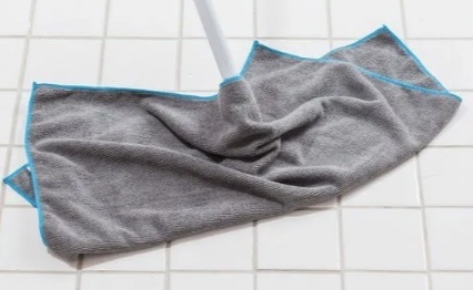 Очень похожа, только моя вот махровая-премахровая, мягкая-мягкая и отжимается хорошо