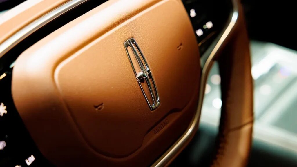    Lincoln Navigator 2026 получил спецверсию Black Label Atmospheric Special Edition (источник изображения) News Express Team