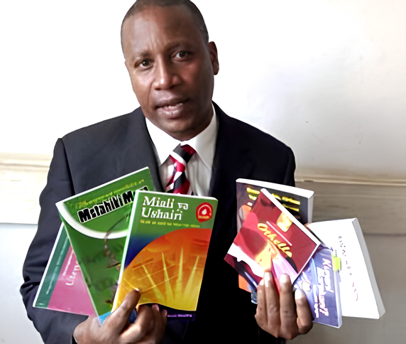 Photo –Taifa Leo library
Ирибе Мванги (Iribe Mwangi)— доктор наук по языку  суахили и лингвистике, профессор и заведующий кафедрой суахили в Университете Найроби. Ведущий консультант по переводу, включая перевод важных документов государственных органов Кении. Он является автором около 100 научных материалов.
