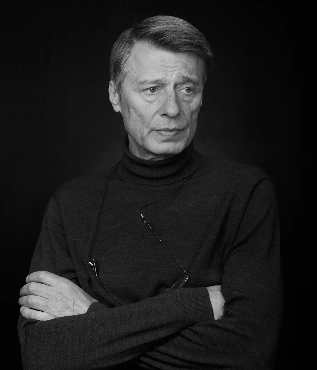    Анатолий Лобоцкий: «Мне важно, чтобы мы с режиссером смотрели в одну сторону». Фото: «Республика» / Михаил Никитин