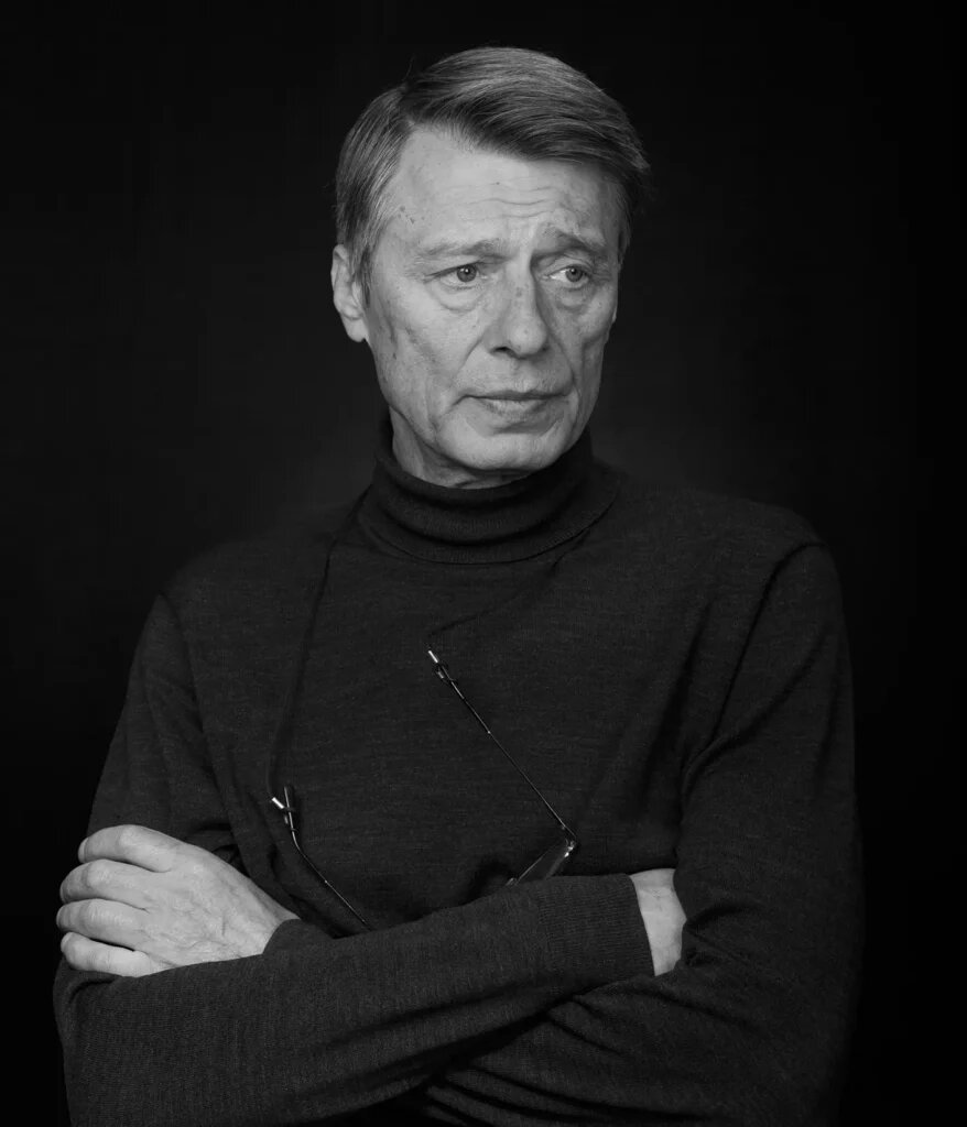    Анатолий Лобоцкий: «Мне важно, чтобы мы с режиссером смотрели в одну сторону». Фото: «Республика» / Михаил Никитин