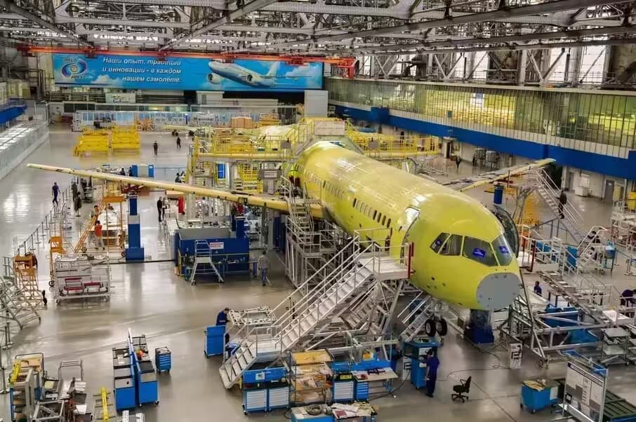   МС-21 на сборке