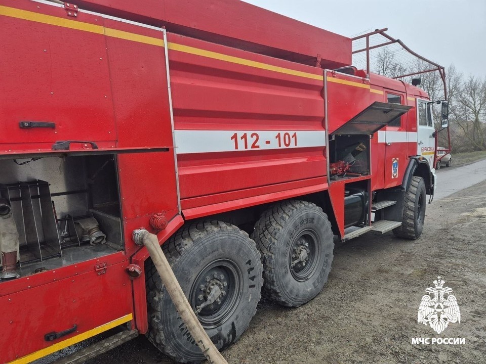    В селе Стригуны Борисовского округа в результате пожара огонь повредил мебель и вещи на шести "квадратах" в сарае. пресс-служба Главного управления МЧС России по Белгородской области