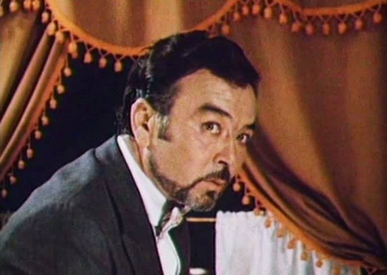    Асанали Ашимов в фильме «Транссибирский экспресс»Кадр из видео