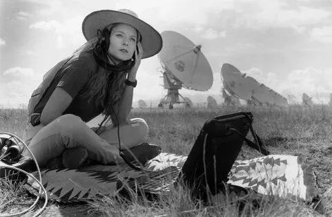 Кадр из к/ф "Контакт" с Джоди Фостер