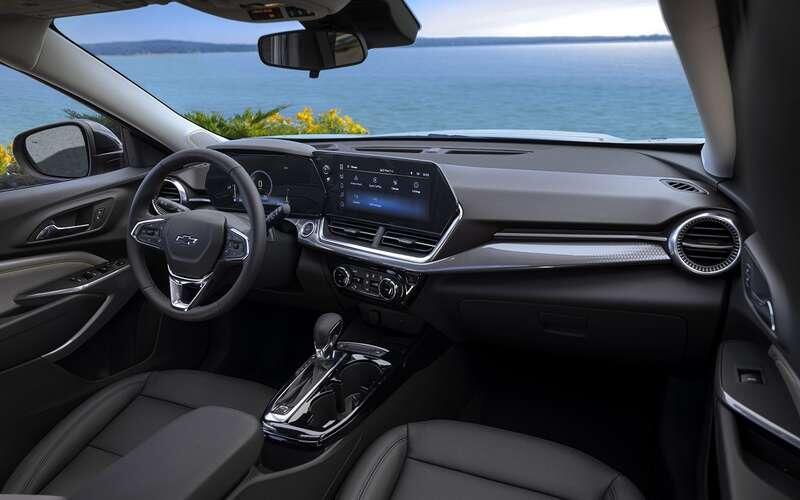    Интерьер Chevrolet Trax