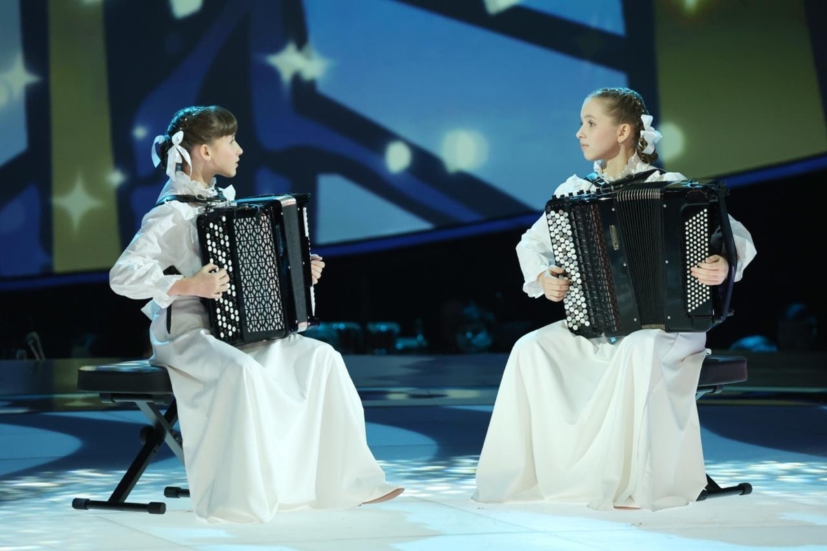 Анастасия и Алёна Кливитенко