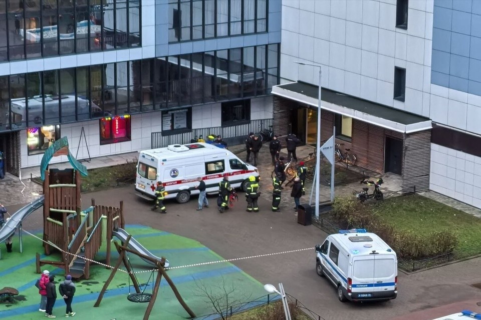    Мужчина выпал с общего балкона в ЖК "Я - романтик". Александр ДЫБИН