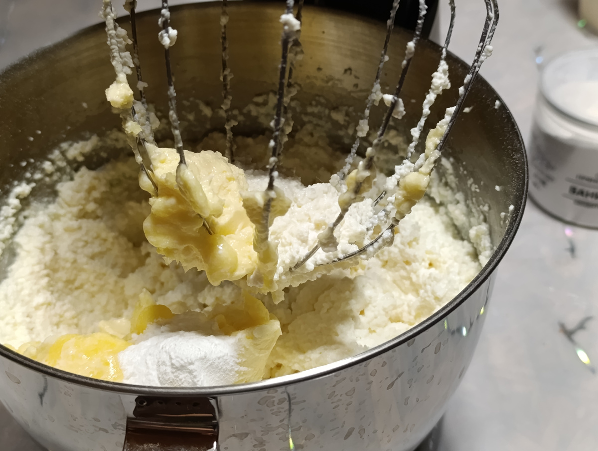 Сливочное масло и ванилин