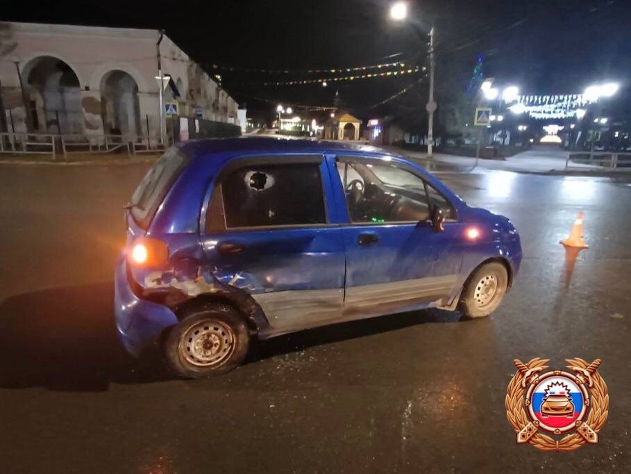 В Тверской области Renault Logan врезалась в Daewoo Matiz. Пострадал подросток