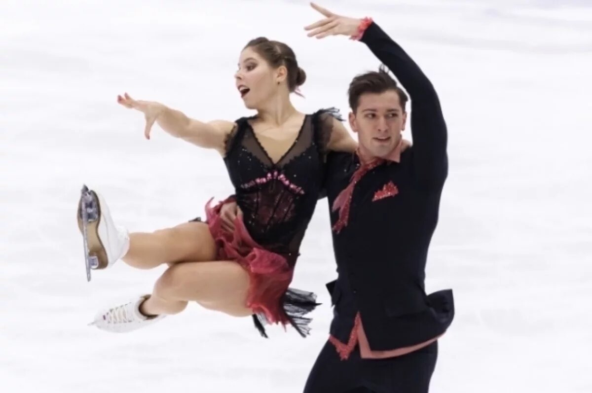    В падении Александр Галлямов открыто обвинил партнёршу.