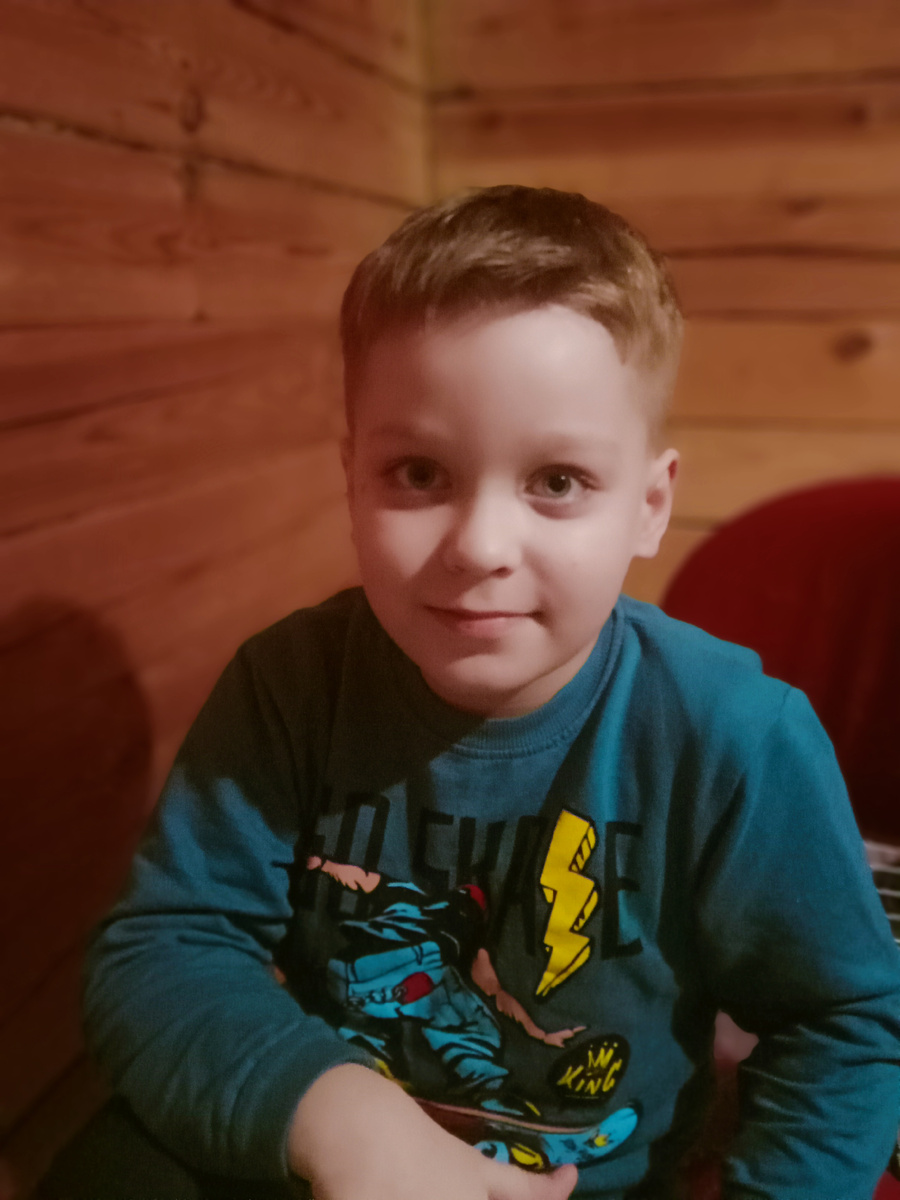 Вот такой красавчик у меня сегодня вернулся от бабушки 😍