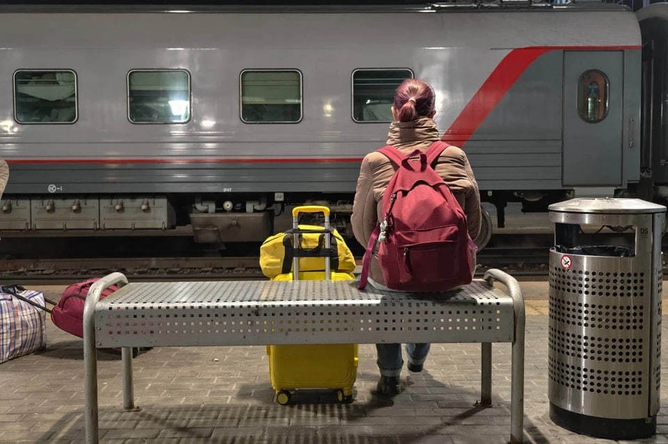    Поезд оренбуржцы ждали давно Алексей БУЛАТОВ