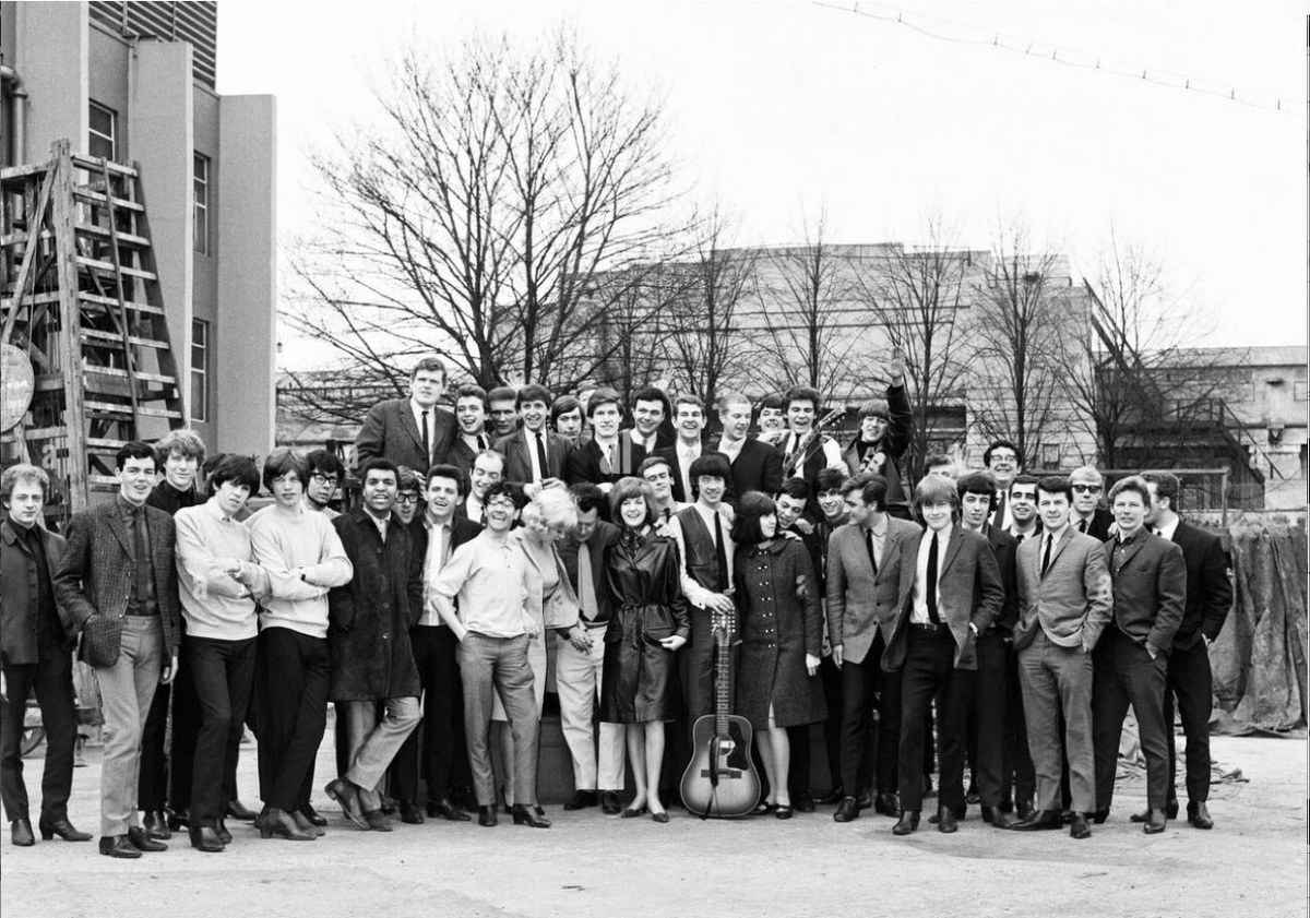 The Rolling Stones и другие британские исполнители на «The Ready Steady Go Mod Ball at Wembley Empire Pool». 8 апреля 1964 года.