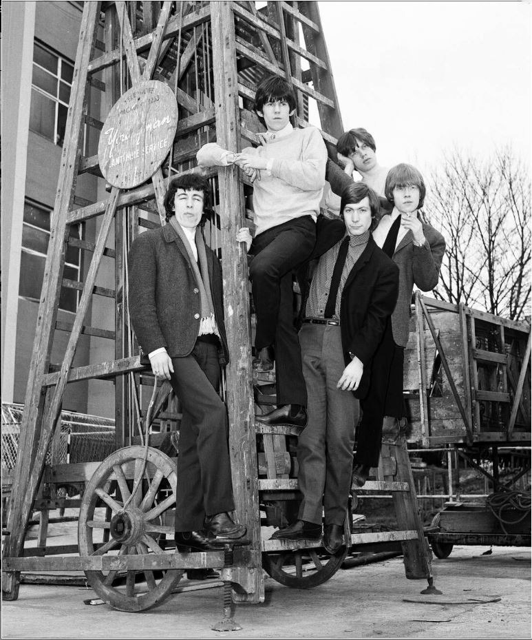 The Rolling Stones на «The Ready Steady Go Mod Ball at Wembley Empire Pool». 8 апреля 1964 года.
