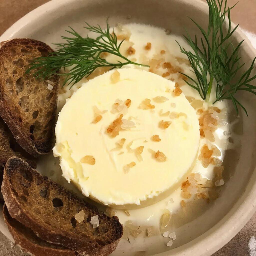 Масло с чесноком