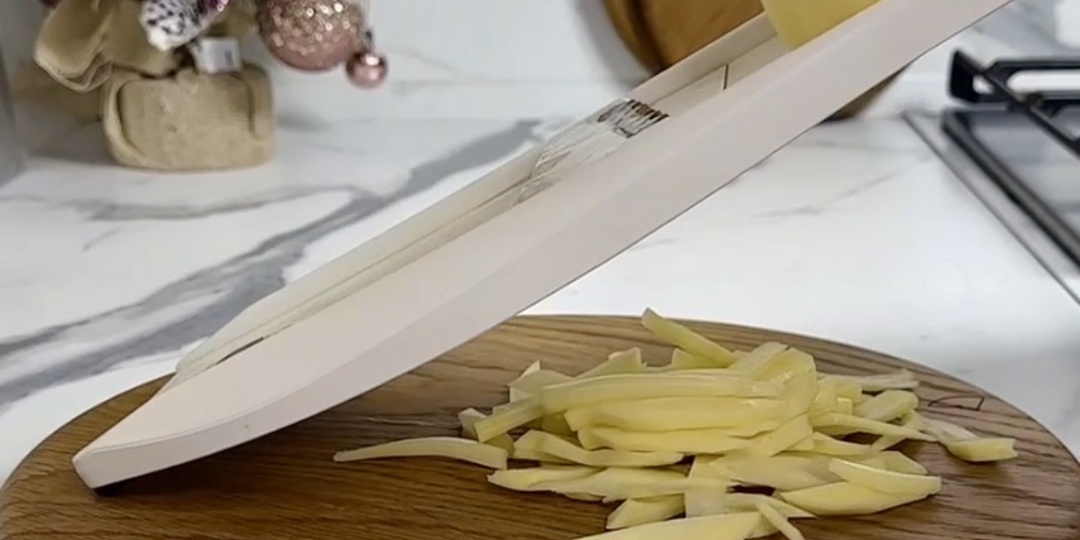 Все, кто пробует, говорят одно и то же: не суп, а чудо. И готовится до смешного просто