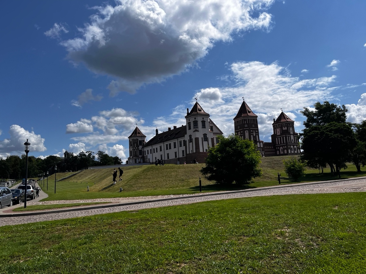 Мирский замок, Беларусь