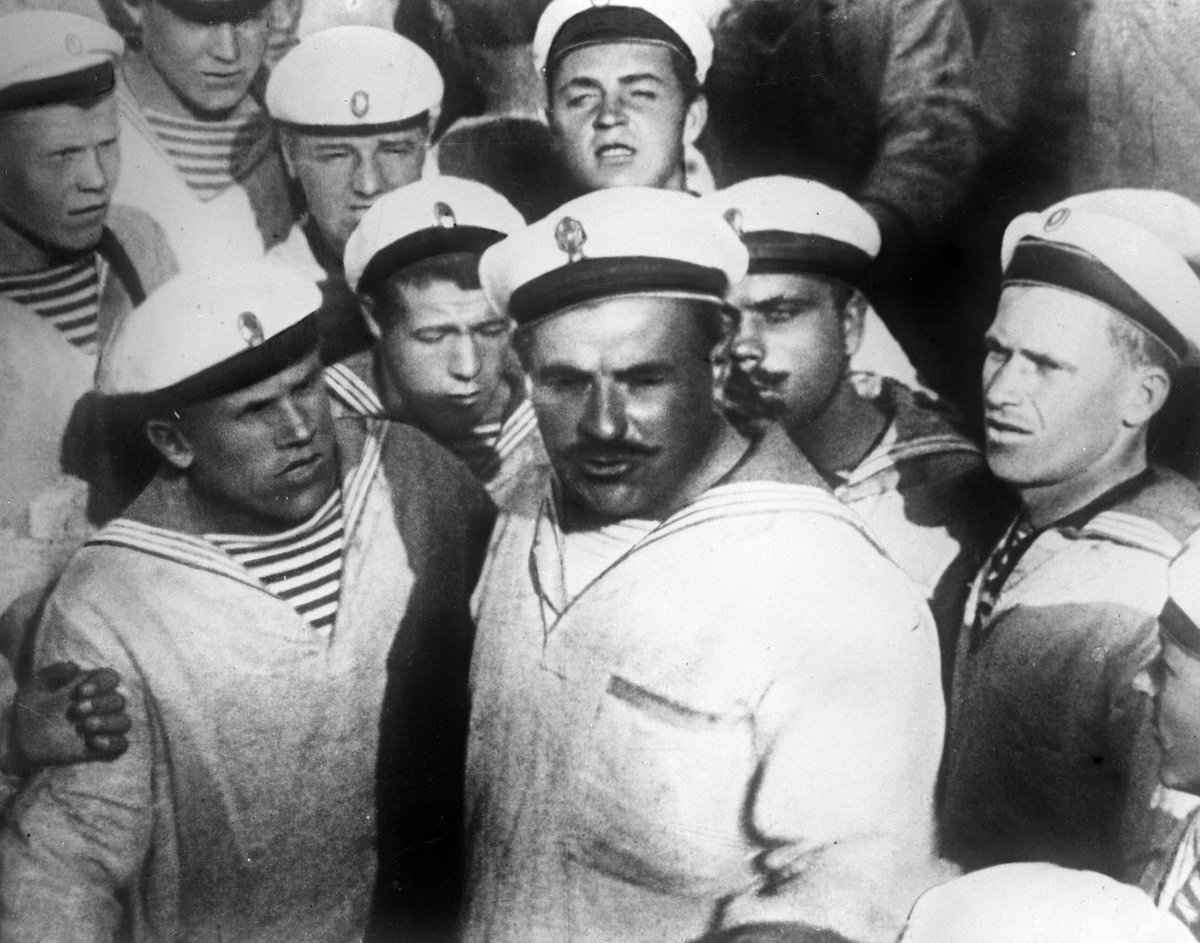     Кадр из фильма «Броненосец «Потёмкин» / РИА Новости