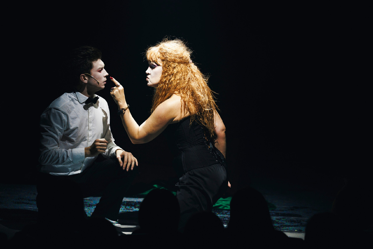 Анастасия Светлова – Клитемнестра  в «Орестее»( Театр  на Садовой, Санкт-Петербург)