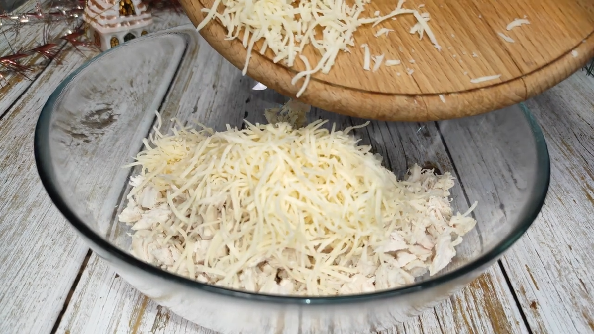 Новогодняя закуска "Ёлочные игрушки" на праздничный стол. 