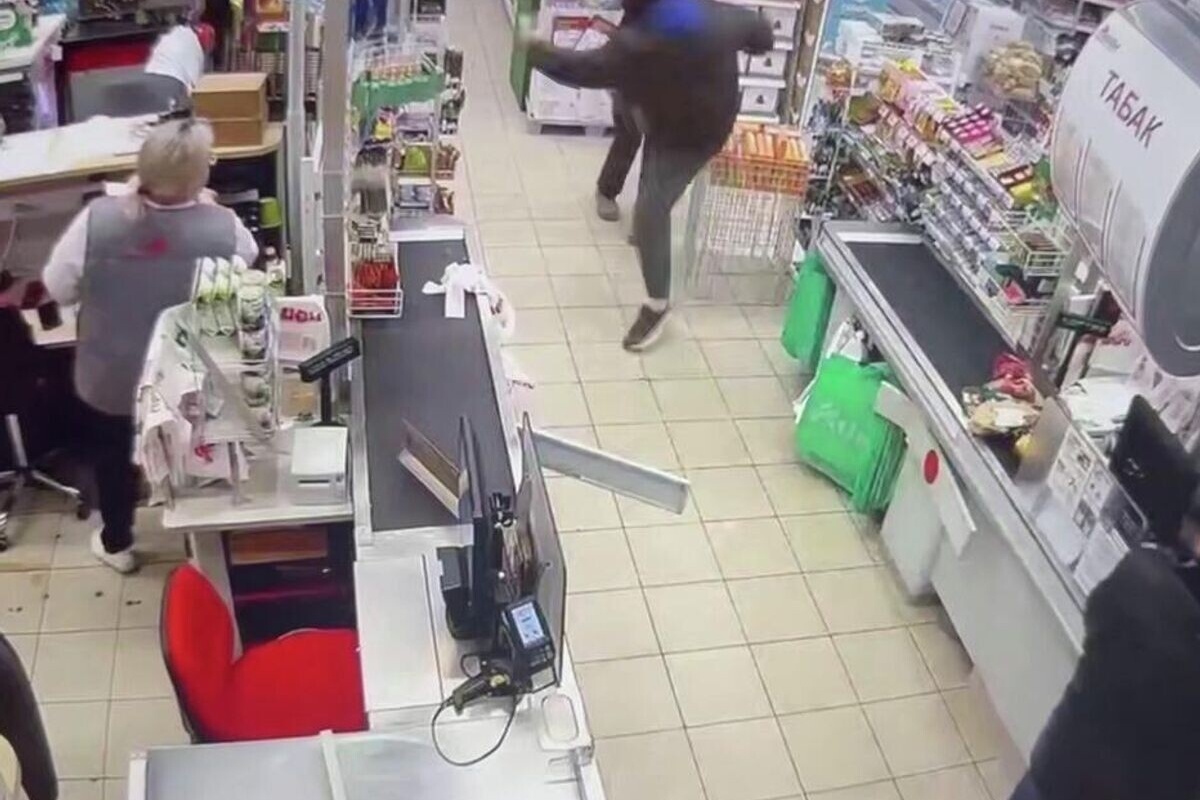    Фото: стоп-кадр видео с камеры видеонаблюдения