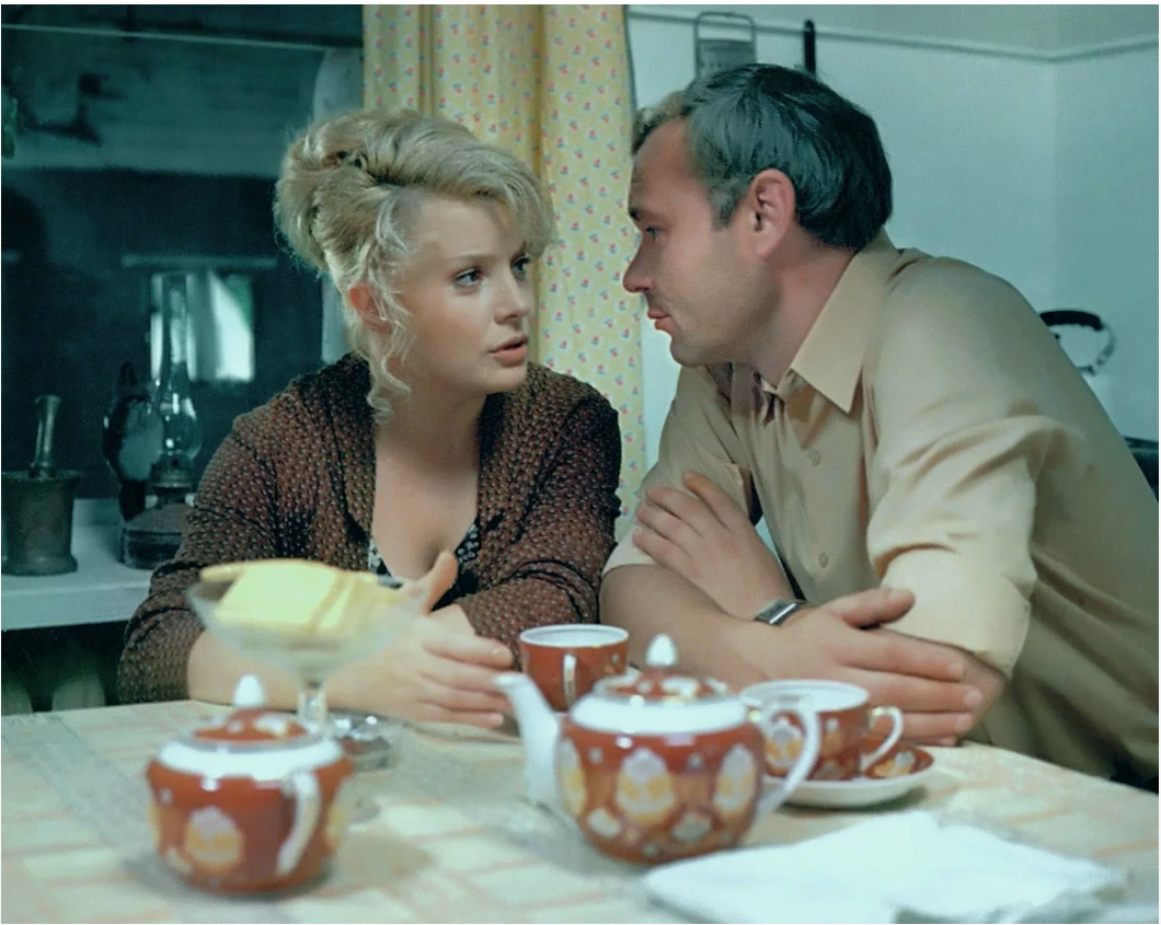 Кадр из фильма "Мачеха", уже реставрированные версии, подкрашенные, с ретушью