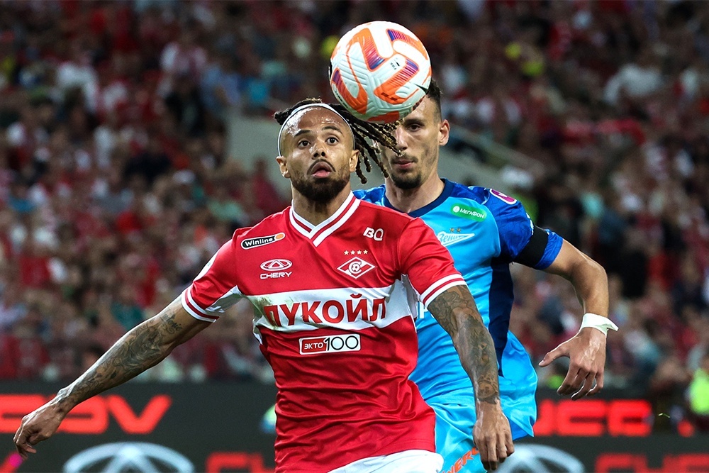    Полузащитник московского "Спартака" Тео Бонгонда представляет на Кубке Африки сборную ДР Конго. / Сергей Фадеичев/ТАСС