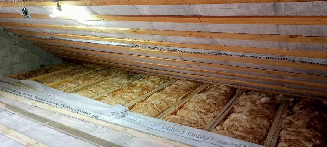 Продолжаем строить дом. Начали пол на мансарде