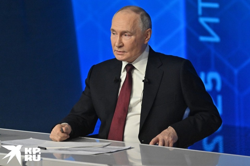    Во время подведения в пятницу «Итогов года» Владимир Путин посоветовал генеральному секретарю НАТО Марку Рютте повнимательнее прочитать принятую недавно новую Стратегию национальной безопасности США. Владимир ВЕЛЕНГУРИН